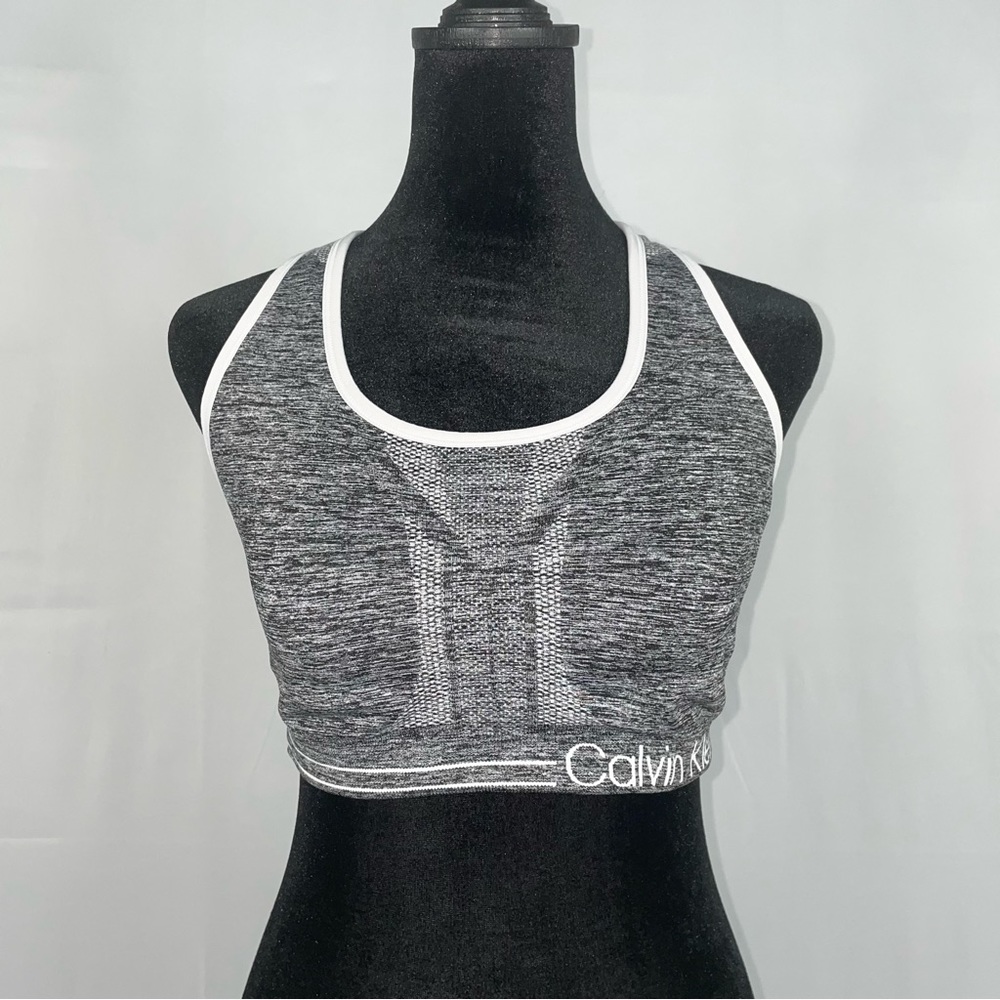 Calvin Klein reversible sports bra - L